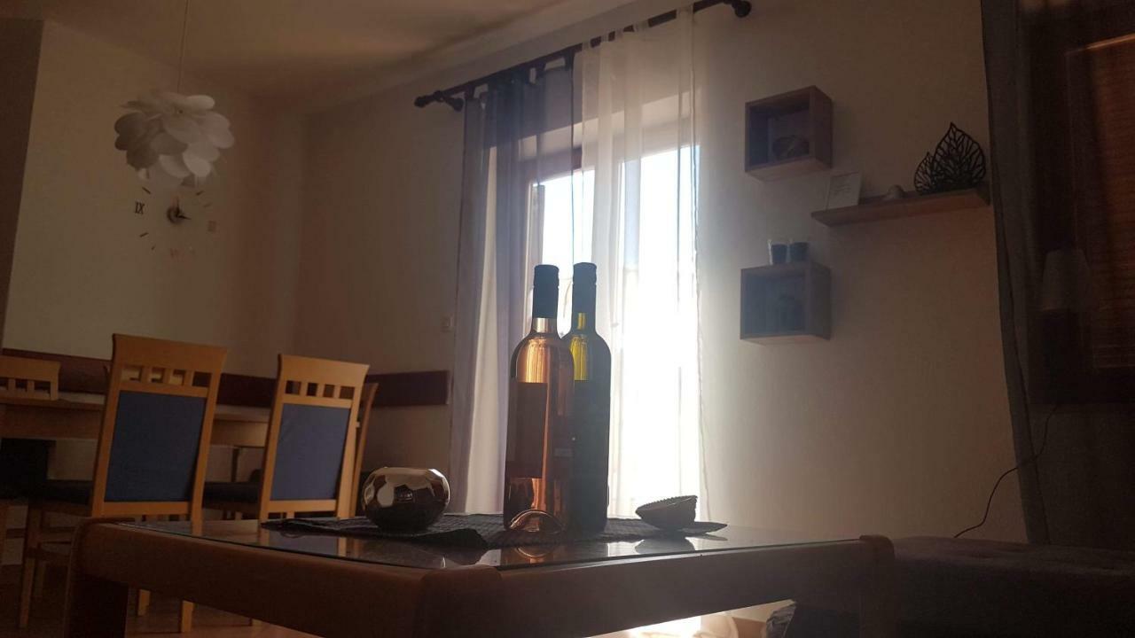 Apartment Zeljka Нерезине Екстер'єр фото