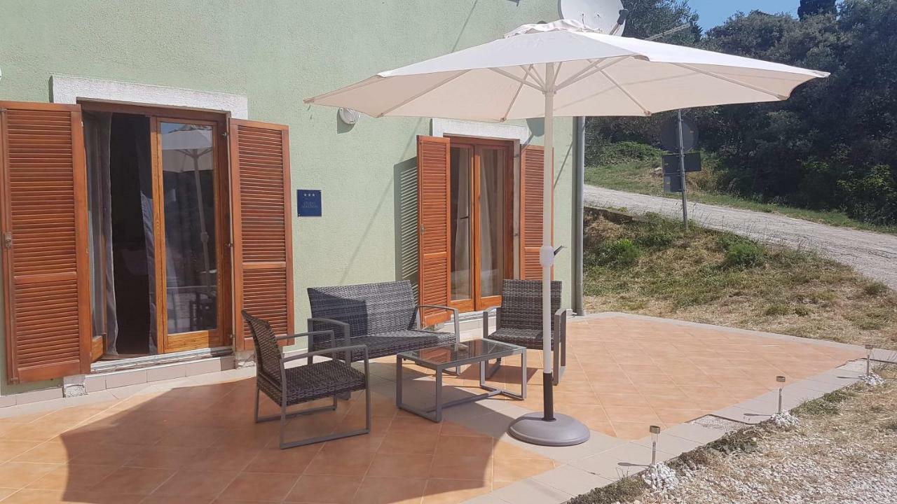 Apartment Zeljka Нерезине Екстер'єр фото